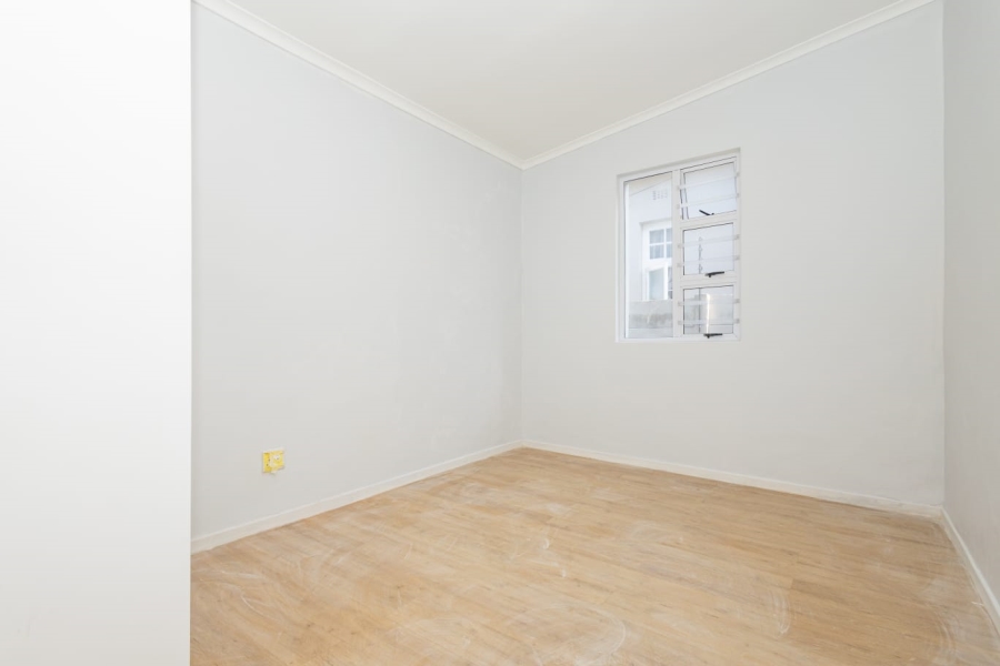 To Let 2 Bedroom Property for Rent in Wynberg Western Cape